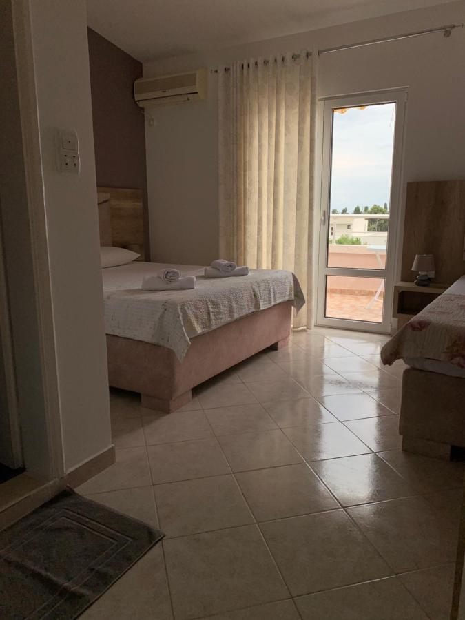 Apartments Adrian Ulcinj Esterno foto