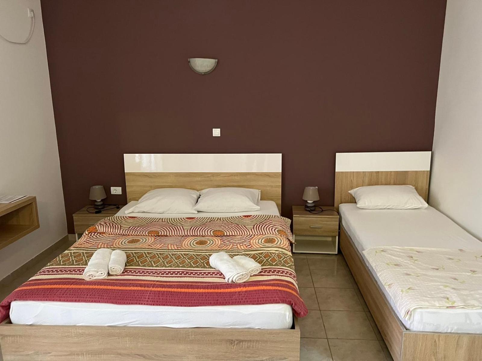 Apartments Adrian Ulcinj Esterno foto